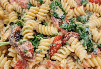 Vegetarian - Feta, Tomato & Spinach Pasta