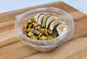 Overnight Oats w/ Fig & Pistachio