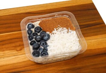 Overnight Oats w/ Blueberries, Almond Butter & Coconut Flakes Overnight Oats w/ Blueberries, Almond Butter & Coconut Flakes